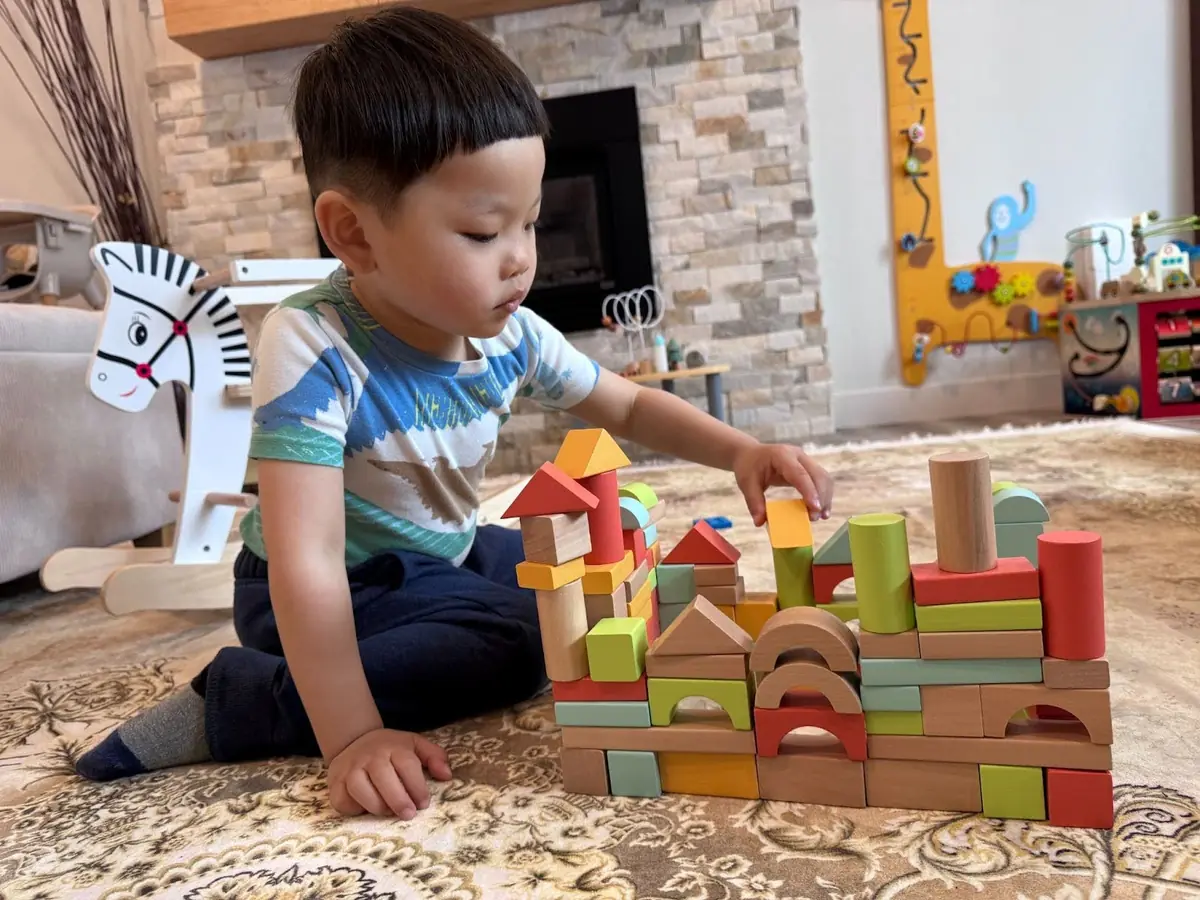 Building with wooden blocks